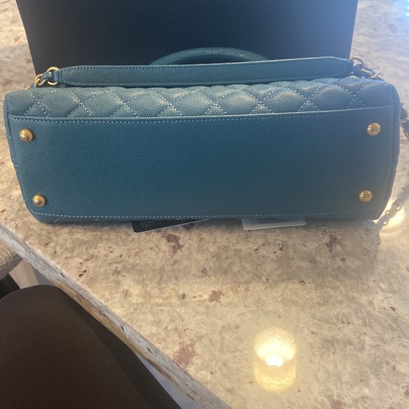 Chanel teal caviar flapbag coco handle - Picture 5 of 12